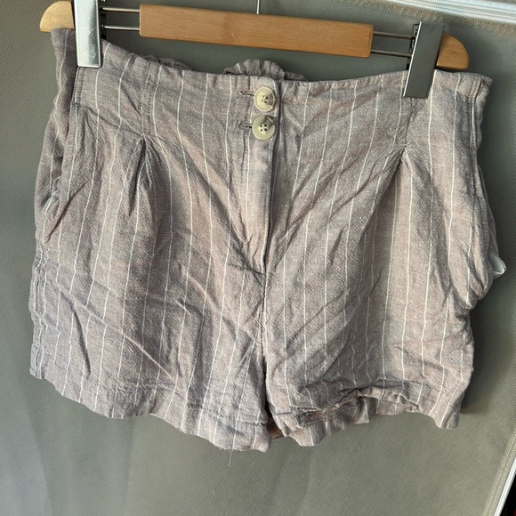 Dynamite Linen striped shorts size medium - Picture 1 of 3